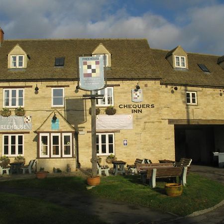 The Chequers Inn Cassington Exterior photo