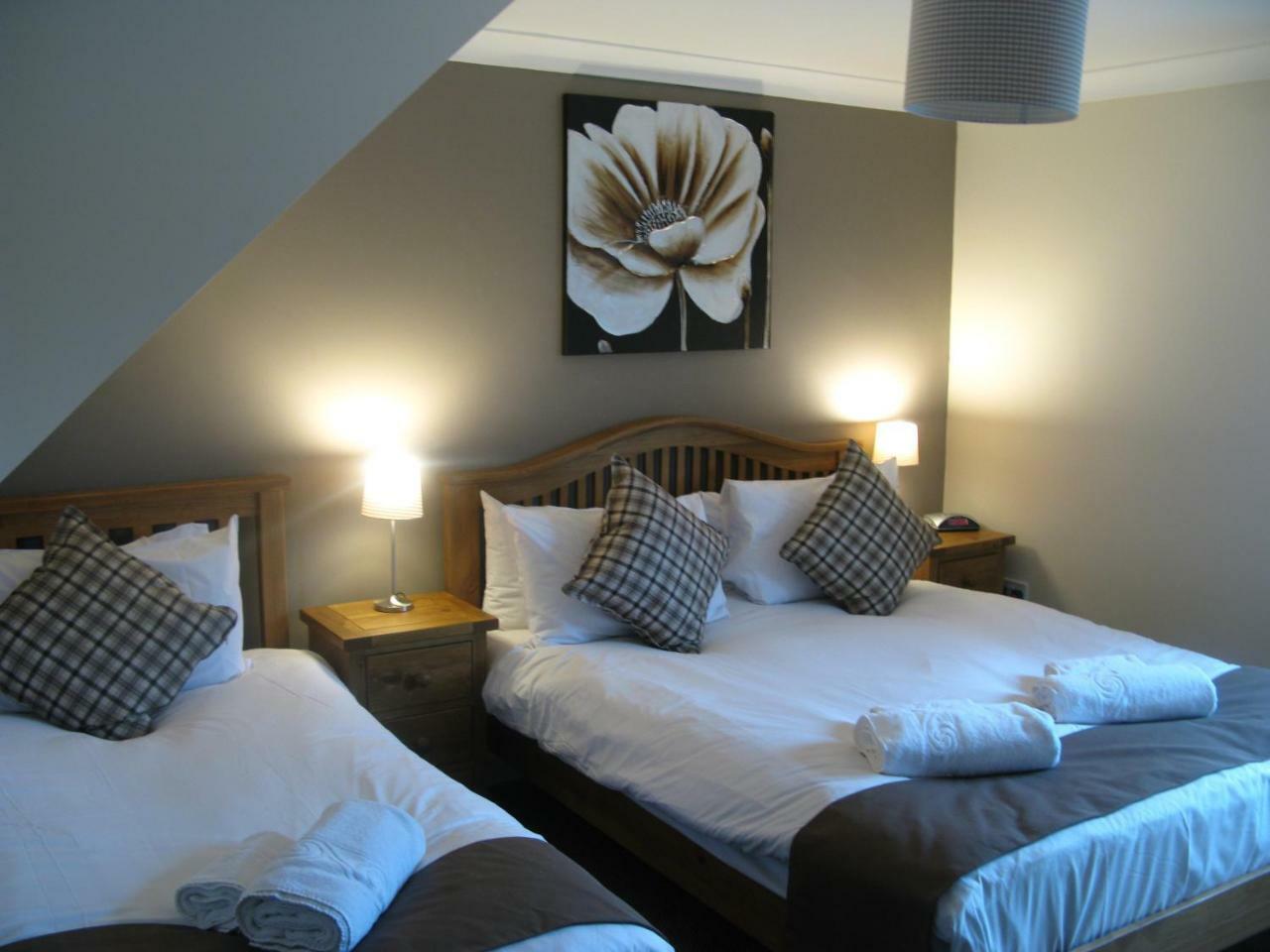 The Chequers Inn Cassington Room photo